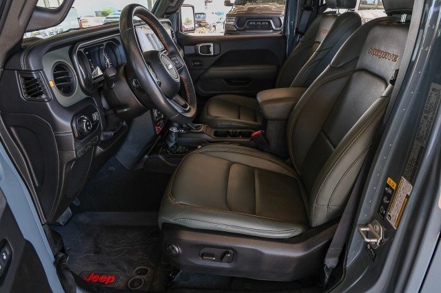 Used 2024 Jeep Gladiator Mojave w/ Steel Bumper Group AWD/4WD image 12