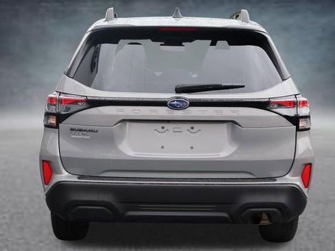 Certified 2025 Subaru Forester Premium AWD/4WD image 21