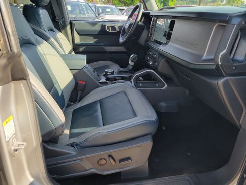 Used 2021 Ford Bronco Outer Banks image 15