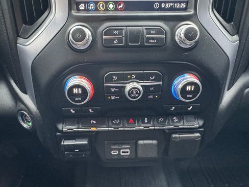 Used 2020 GMC Sierra 2500 SLE image 21