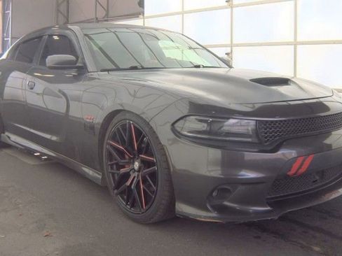 Used 2016 Dodge Charger R/T Scat Pack w/ Technology Group RWD image 1