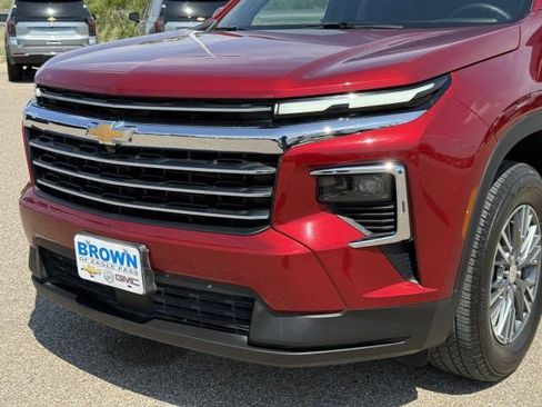 Used 2025 Chevrolet Traverse LT w/ Driver Confidence Package image 14