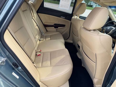 Used 2012 Honda Crosstour EX-L image 18