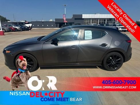Used 2025 MAZDA MAZDA3 s Sport FWD image 2