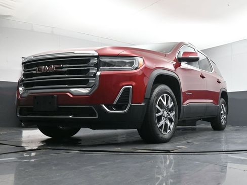 Used 2023 GMC Acadia SLT image 33