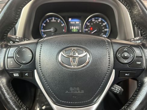 Used 2018 Toyota RAV4 XLE AWD/4WD image 23