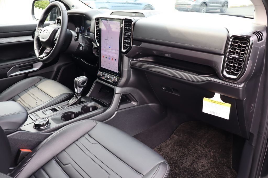 Used 2026 Ford Ranger Lariat w/ FX4 Off-Road Package AWD/4WD image 34