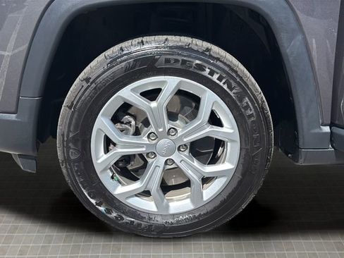 Used 2024 Jeep Compass Sport image 45