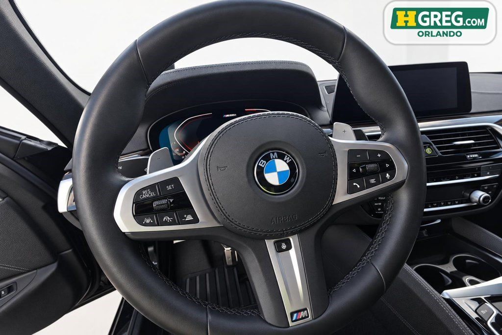Used 2020 BMW M550i xDrive AWD/4WD image 14