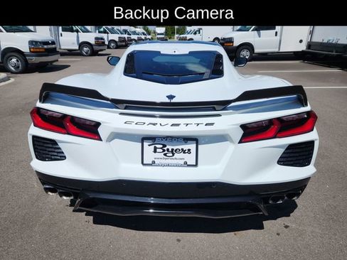 Used 2024 Chevrolet Corvette Stingray Preferred Cpe w/ Body-Color Dual Roof Package RWD image 8