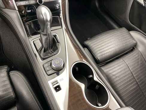 Used 2017 INFINITI Q50 Sport image 21