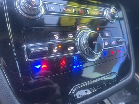 Used 2022 Lincoln Corsair AWD w/ Equipment Group 101A image 63