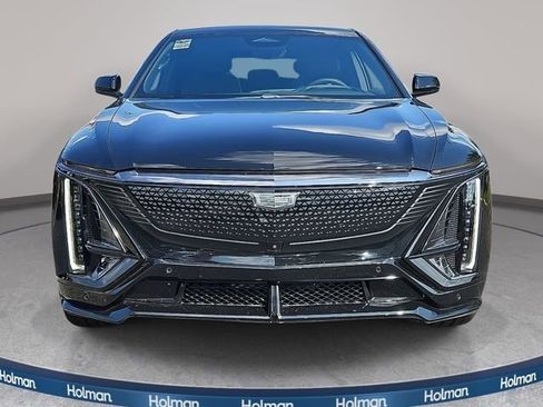 New 2026 Cadillac Lyriq V AWD/4WD image 2