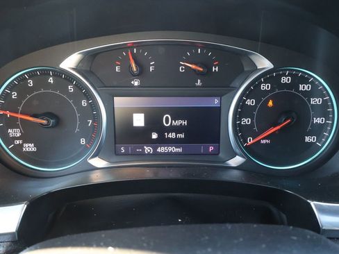 Used 2023 Chevrolet Traverse RS image 15