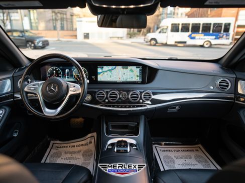 Used 2018 Mercedes-Benz S 560 4MATIC Sedan image 14