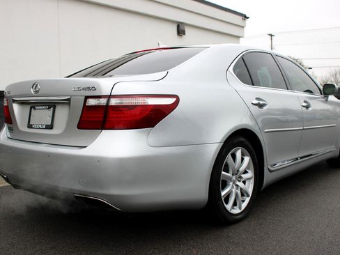 Used 2007 Lexus LS 460 Luxury image 6