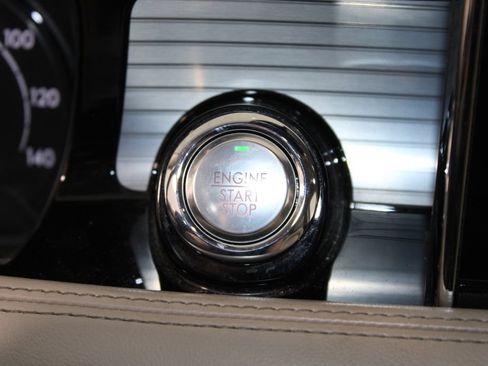 Used 2020 Lincoln Corsair FWD w/ Premium Package image 27