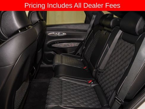 Used 2022 Genesis GV70 3.5T Sport w/ Sport Advanced Package AWD/4WD image 10
