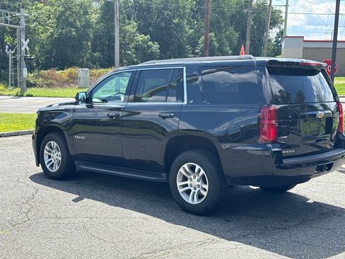 Used 2019 Chevrolet Tahoe LT w/ Luxury Package AWD/4WD image 5