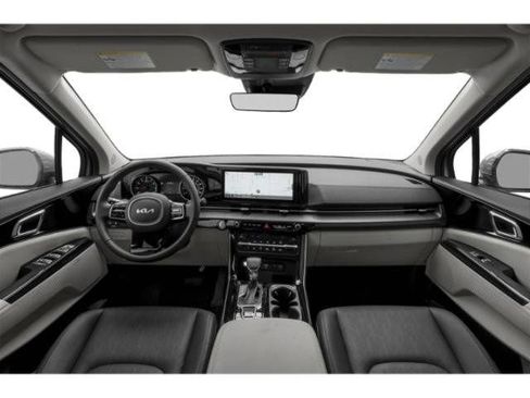 Used 2024 Kia Carnival EX FWD image 42