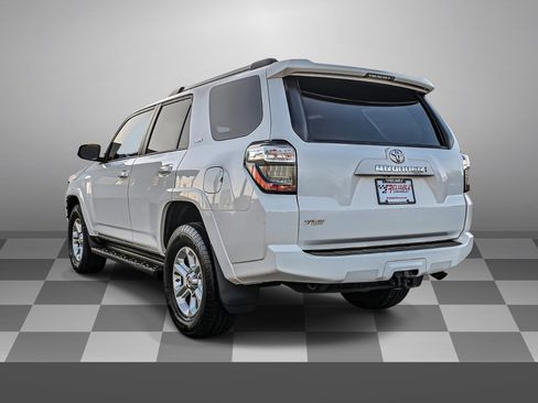Used 2021 Toyota 4Runner SR5 Premium image 4