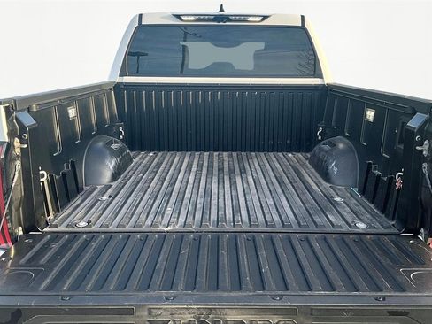 Used 2023 Toyota Tundra Limited image 18