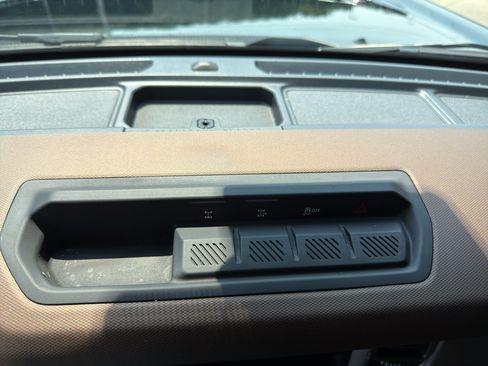 Used 2023 Ford Bronco Outer Banks AWD/4WD image 17