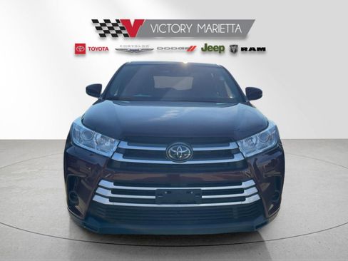 Used 2019 Toyota Highlander LE image 6