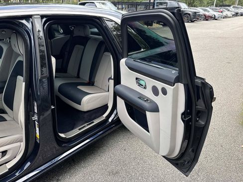 Used 2023 Rolls-Royce Ghost AWD/4WD image 18