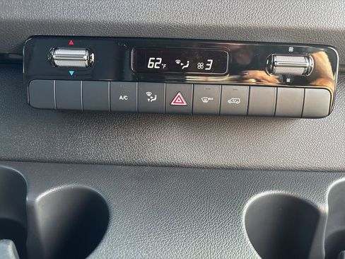 New 2026 Mercedes-Benz Sprinter 2500 image 26