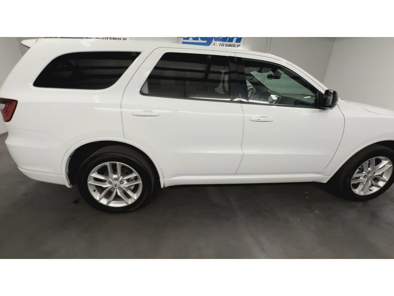 Used 2025 Dodge Durango GT AWD/4WD image 9