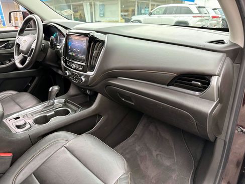 Certified 2020 Chevrolet Traverse LT image 8