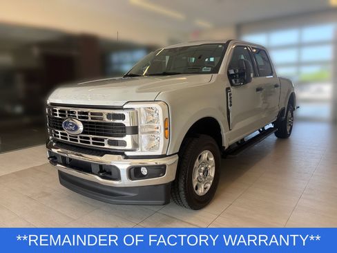 Used 2025 Ford F250 XLT w/ FX4 Off-Road Package AWD/4WD image 4