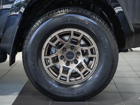 Used 2023 Toyota 4Runner 40th Anniversary SE AWD/4WD image 17