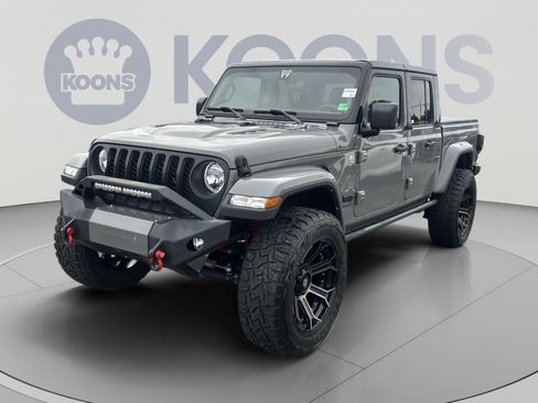 Used 2021 Jeep Gladiator Overland w/ Popular Equipment Package AWD/4WD image 5