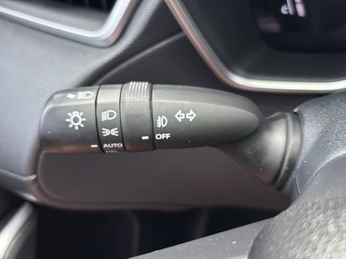 Used 2023 Toyota Corolla Cross XLE w/ Convenience Package AWD/4WD image 19