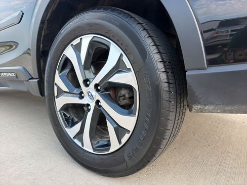 Used 2021 Subaru Outback Limited AWD/4WD image 8