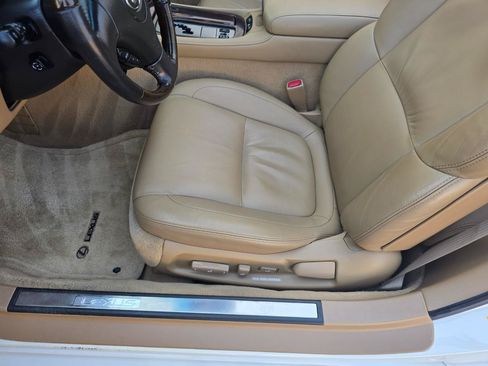 Used 2008 Lexus SC 430 Convertible RWD image 37