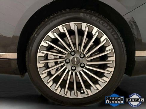 Used 2024 Genesis G80 image 27