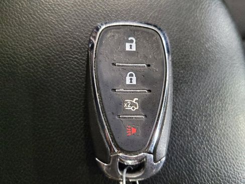Used 2022 Chevrolet Malibu LS FWD image 32