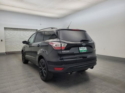 Used 2017 Ford Escape SE w/ Equipment Group 201A FWD image 5