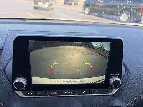 Certified 2025 Nissan Sentra SR image 12