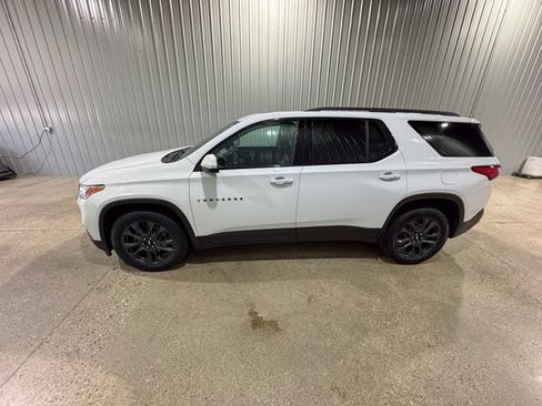 Used 2021 Chevrolet Traverse RS AWD/4WD image 2