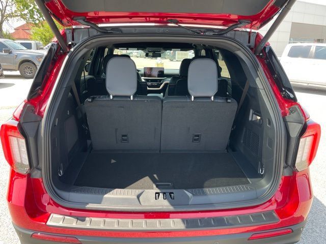 Used 2026 Ford Explorer ST AWD/4WD image 7