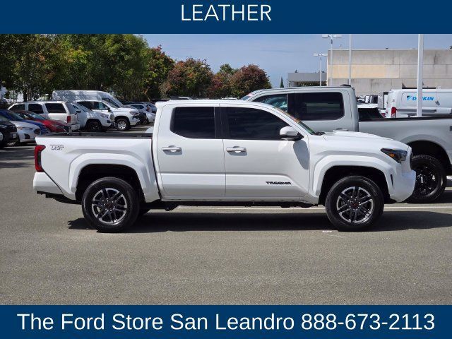 Used 2024 Toyota Tacoma TRD Sport w/ TRD Sport Upgrade Package AWD/4WD image 8