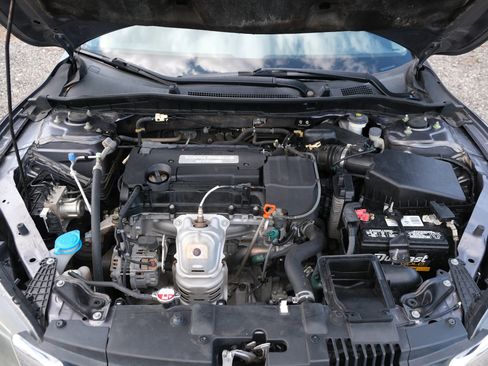 Used 2014 Honda Accord LX image 38