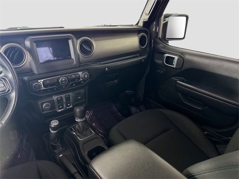 Used 2020 Jeep Wrangler Sport image 21