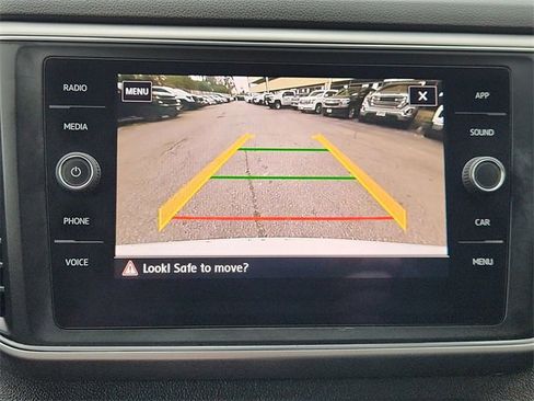 Used 2018 Volkswagen Atlas SE image 14