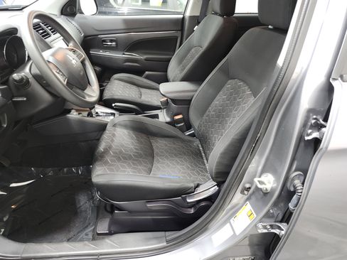 Used 2024 Mitsubishi Outlander Sport ES image 23