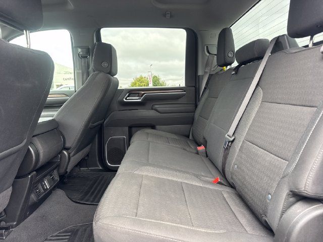 Used 2025 Chevrolet Silverado 2500 LT w/ Convenience Package AWD/4WD image 11